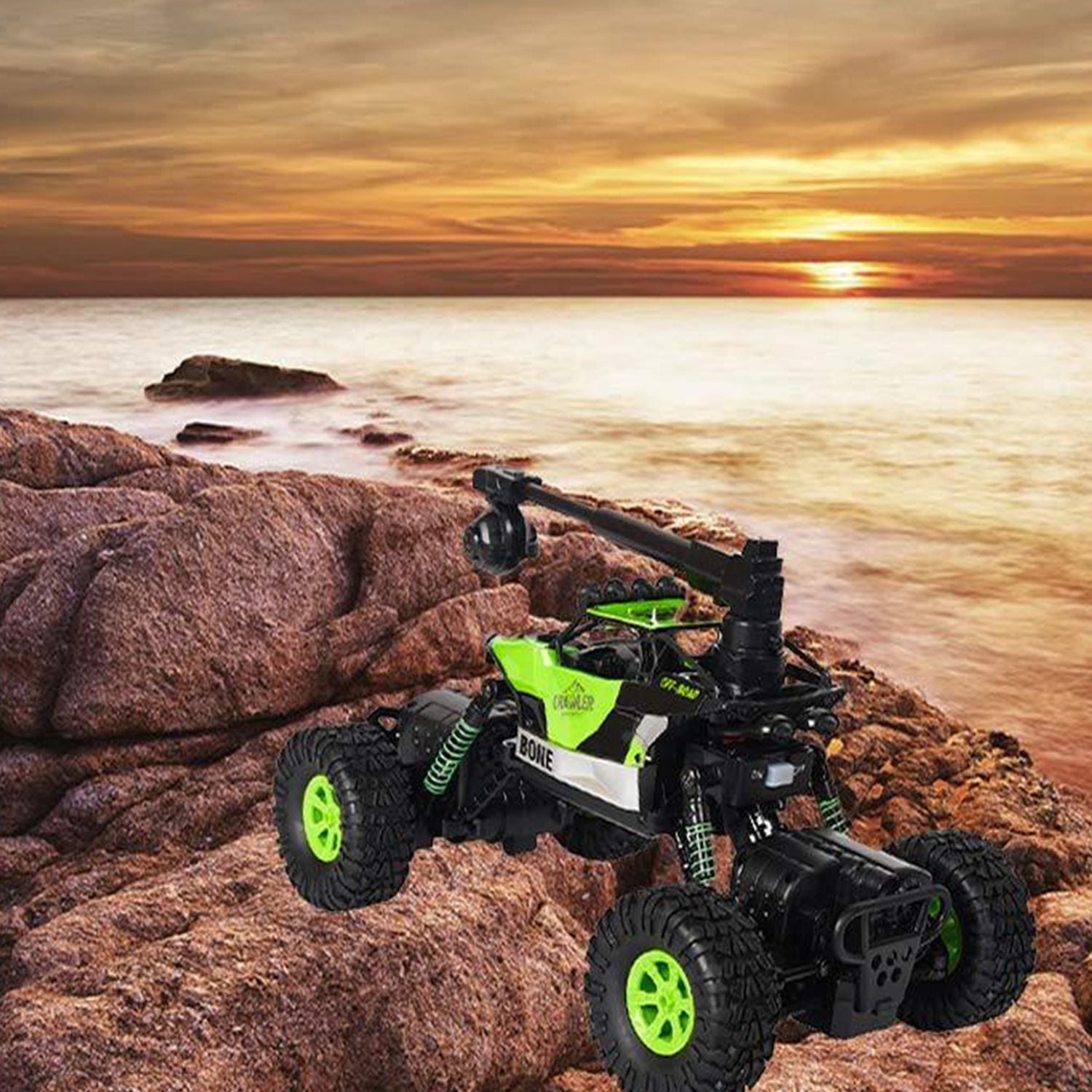 (Out of Stock) 2.4GHz 4WD Off-Road Vehicles 1:16 Remote Control Rock Crawler Truck with WiFi 0.3MP Camera , Green - Bosonshop